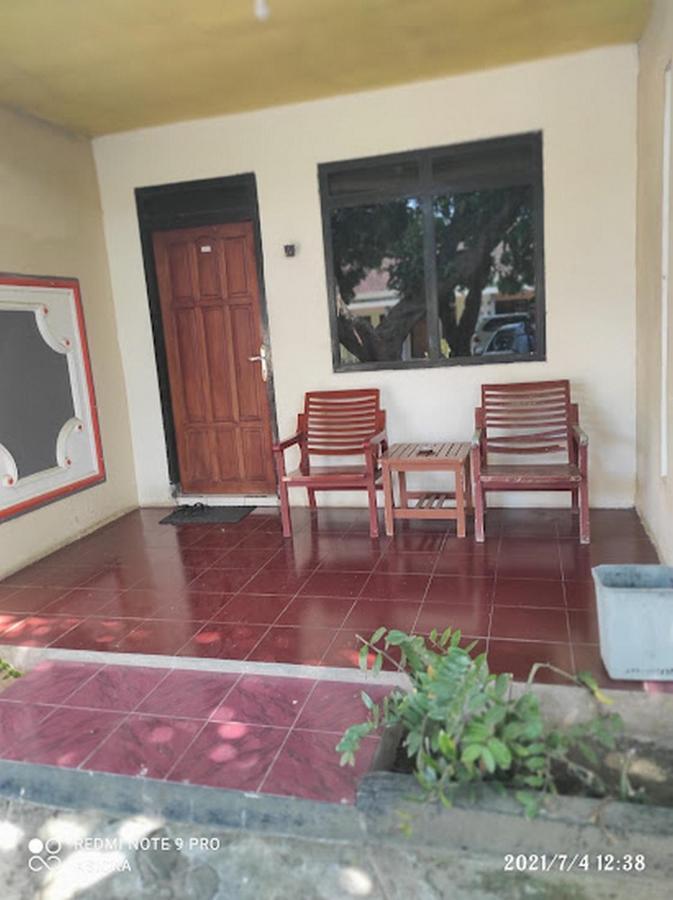 Hotel Nirwana Situbondo Redpartner Banyuanget Экстерьер фото